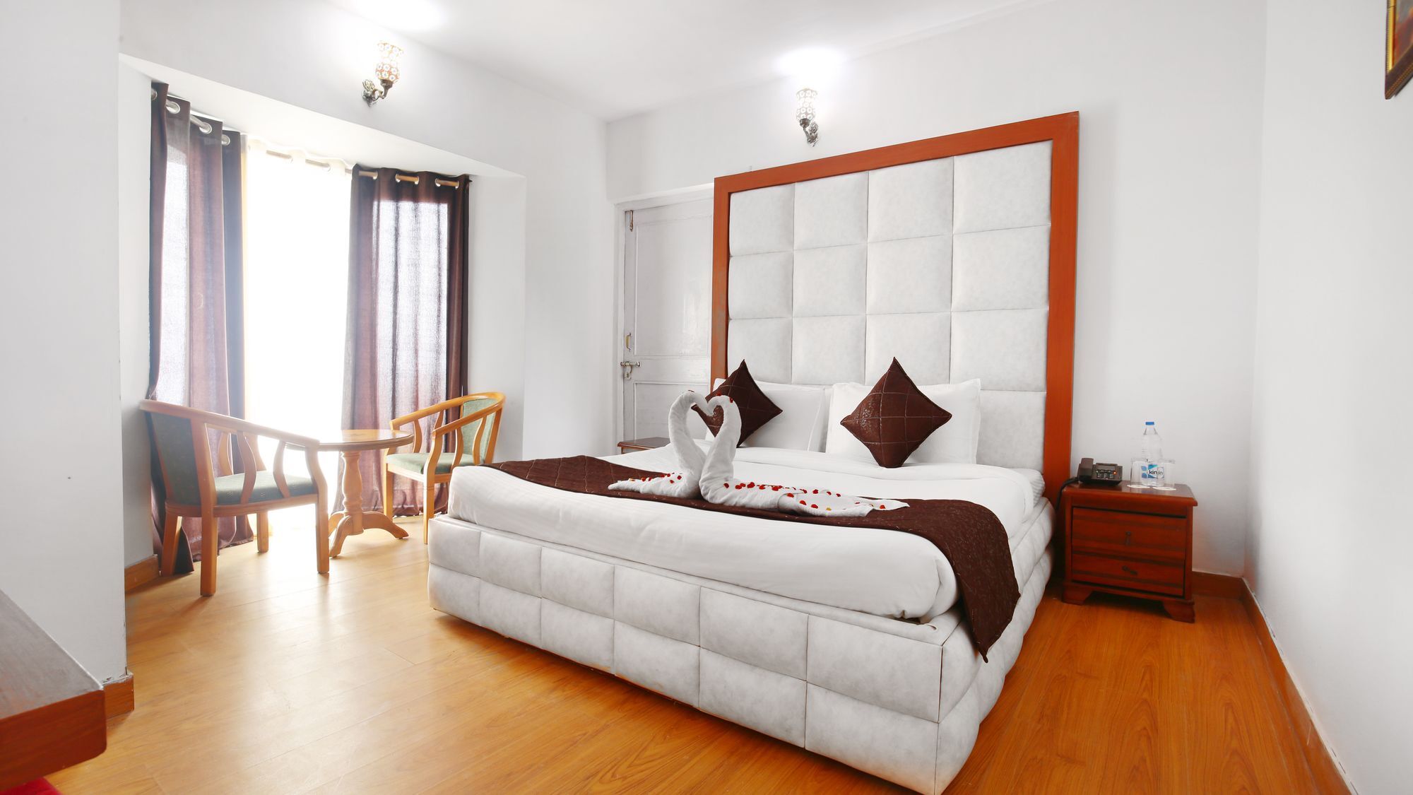 The Swiss Village Resort Nainital Bagian luar foto