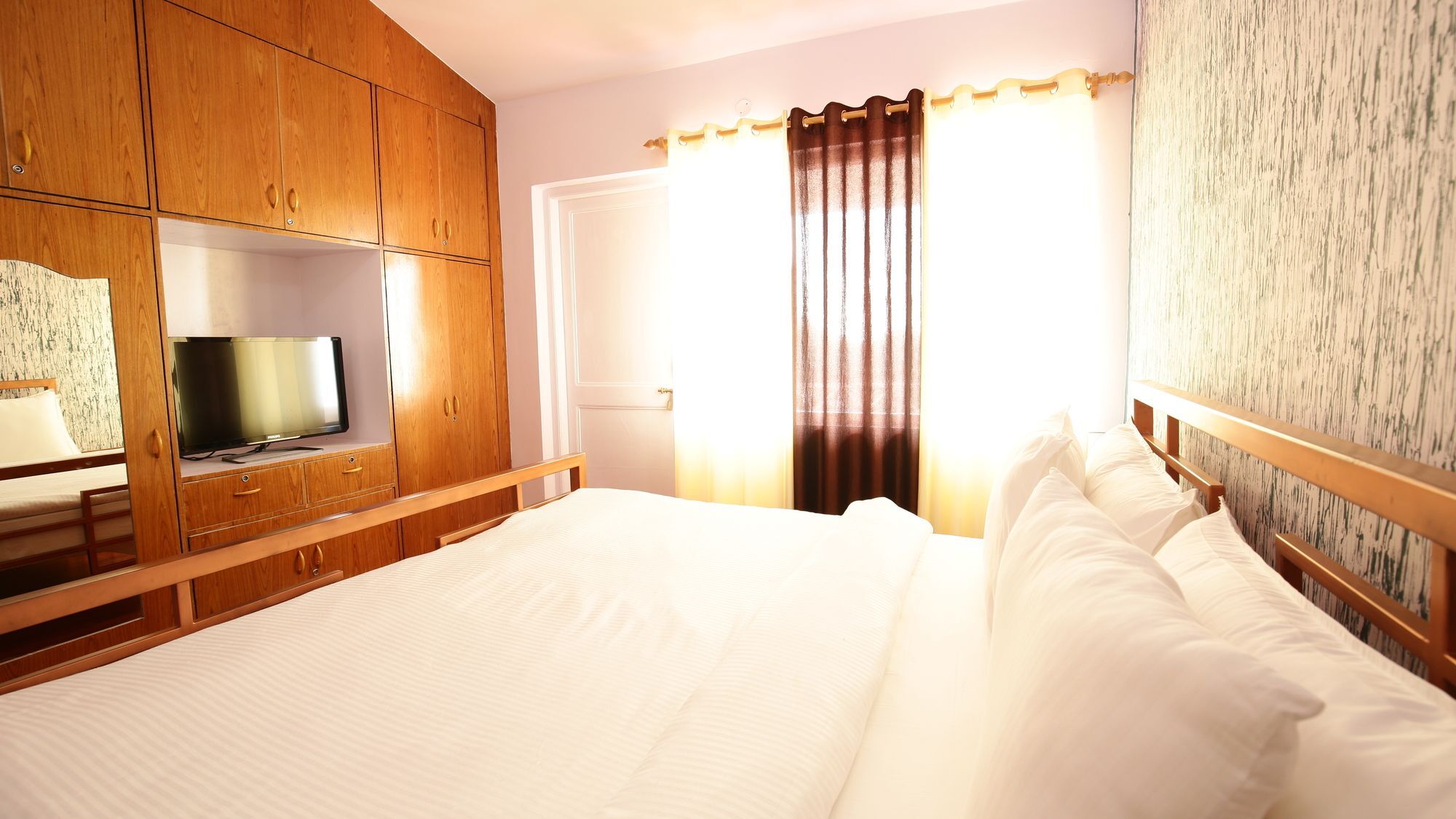 The Swiss Village Resort Nainital Bagian luar foto